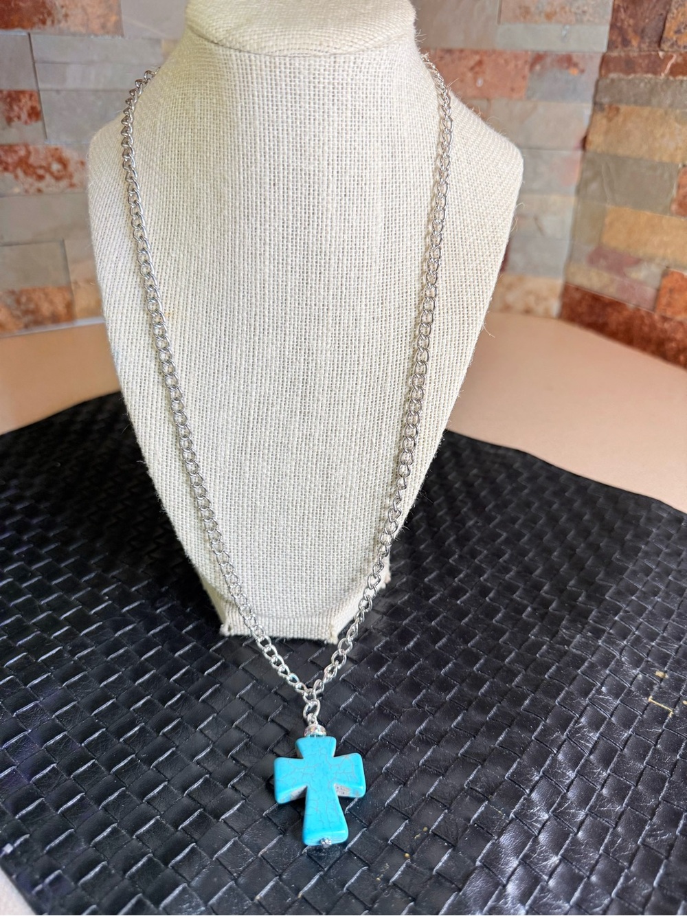 Turquoise Stone Cross Pendant Necklace with Silver-toned Chain
